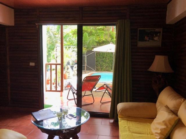 Casa Toucan Mit Privat Pool Near Np Ballena Увіта Екстер'єр фото