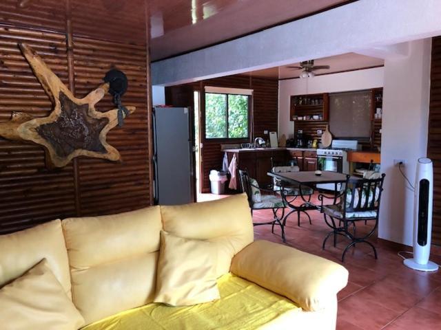 Casa Toucan Mit Privat Pool Near Np Ballena Увіта Екстер'єр фото